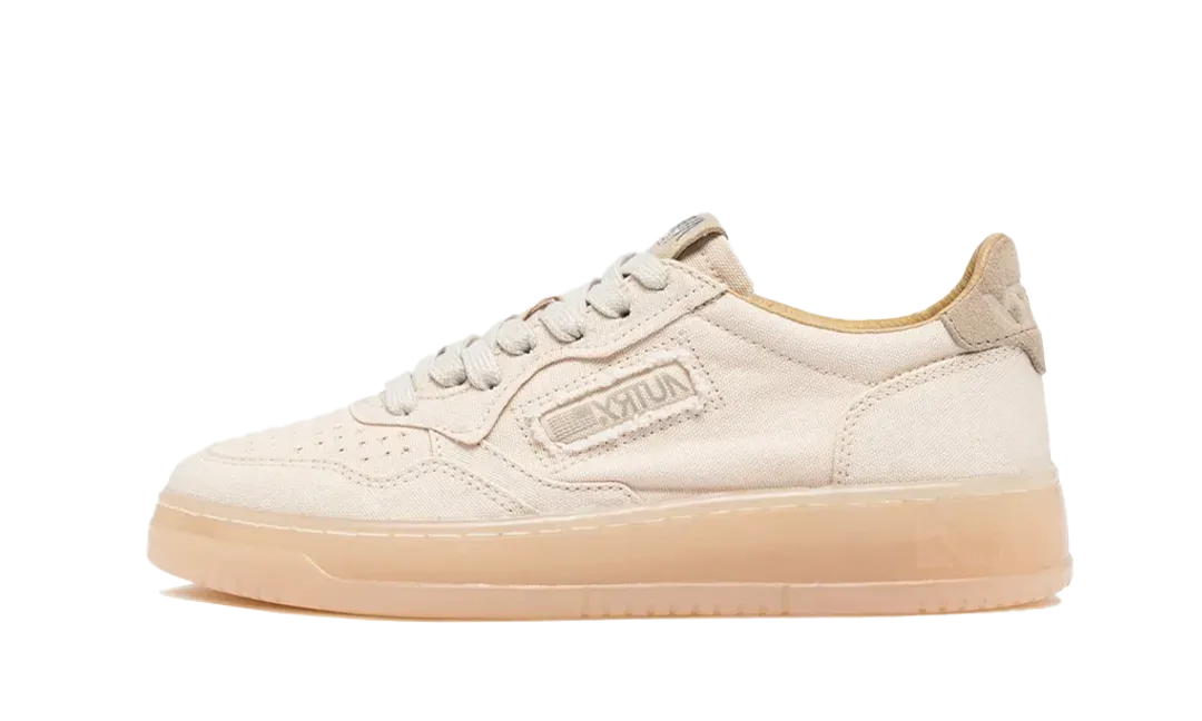 Autry Action Shoes Medalist Low Canvas "Ivory" (W)