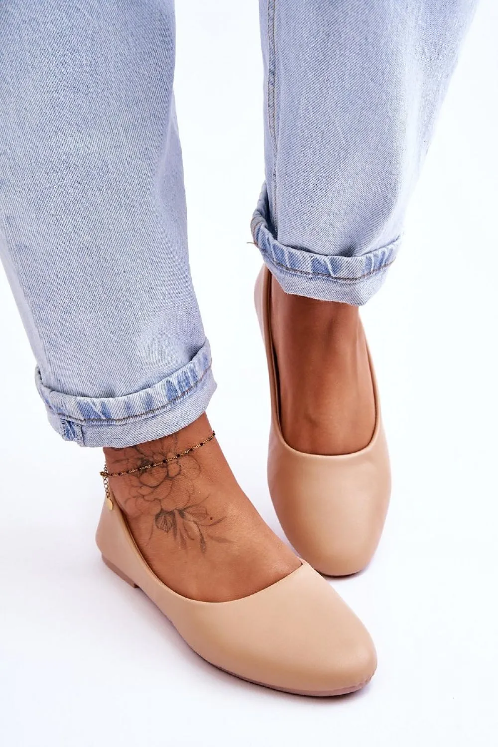 Ballet flats