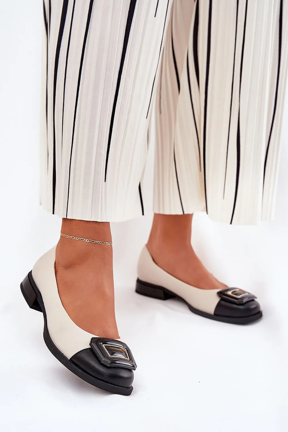 Ballet flats
