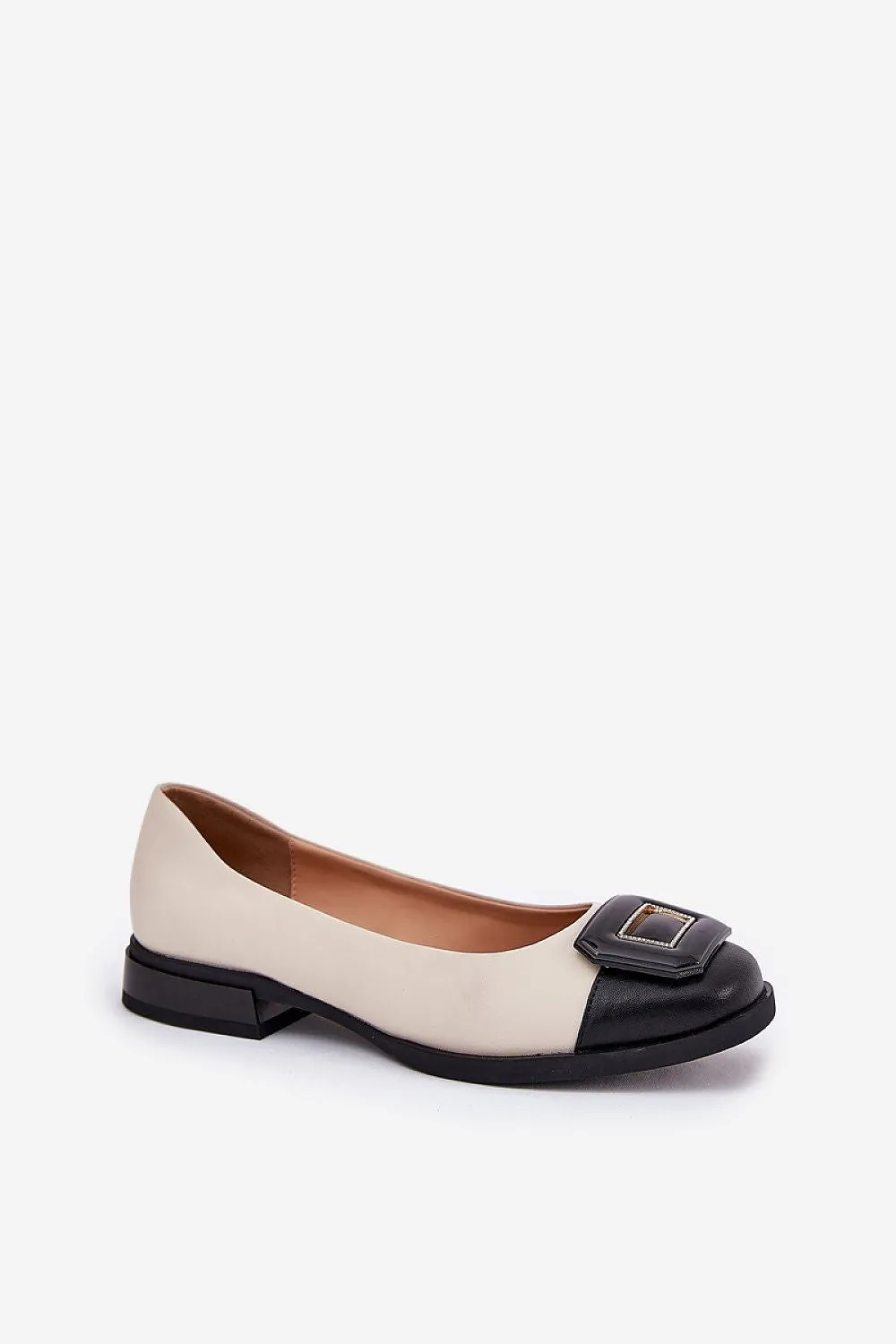 Ballet flats