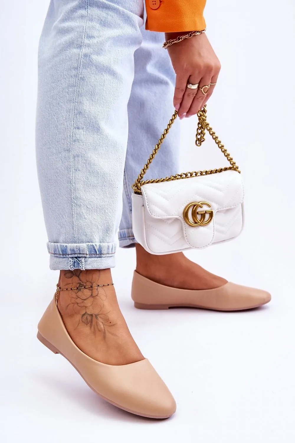 Ballet flats