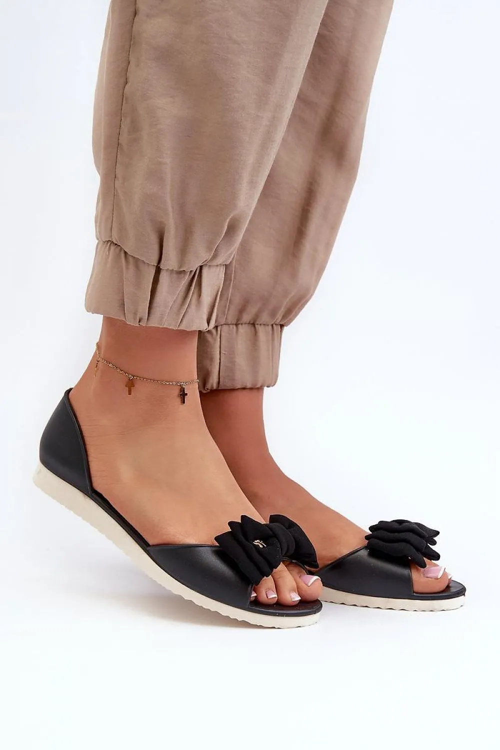 Ballet flats