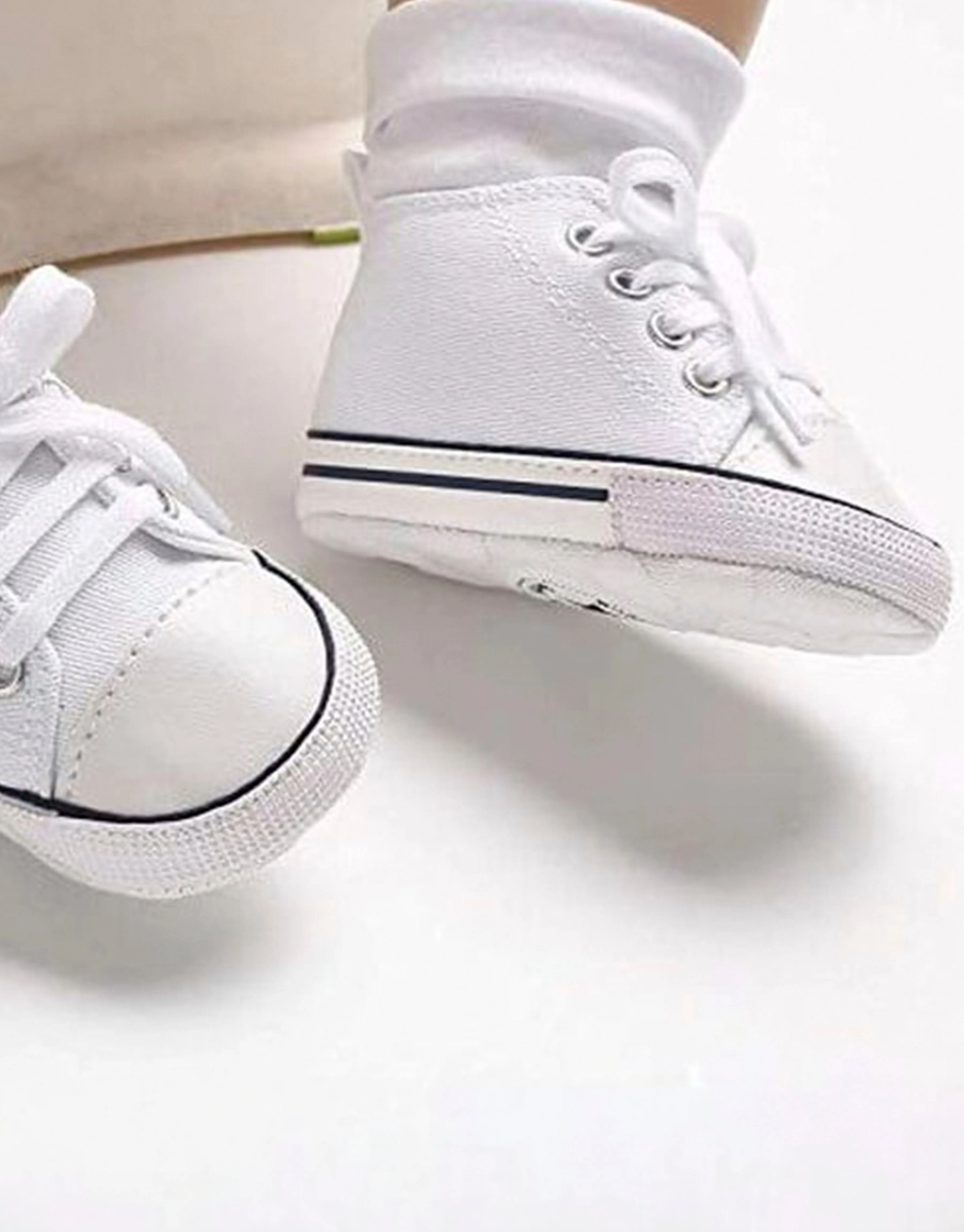 Canvas Sports Sneakers Newborn Baby First Walkers Shoes - White