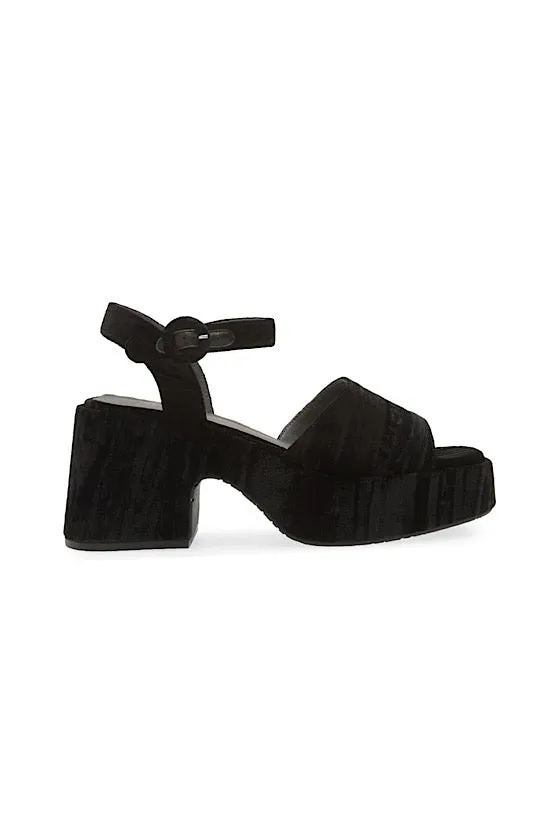 FINAL SALE: Chocolat Blu Helga in Black Velvet