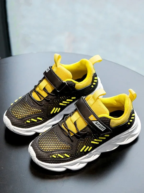 Kids Velcro Strap Wide Fit Sneakers- FDs
