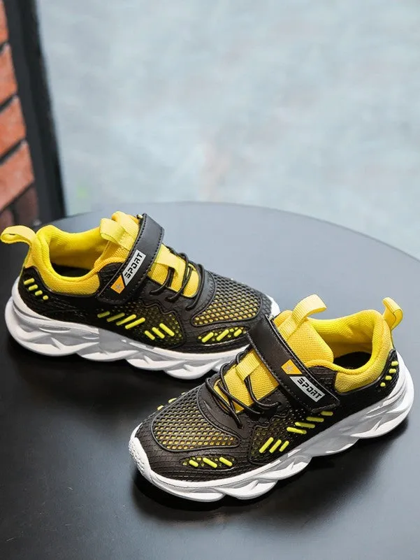 Kids Velcro Strap Wide Fit Sneakers- FDs