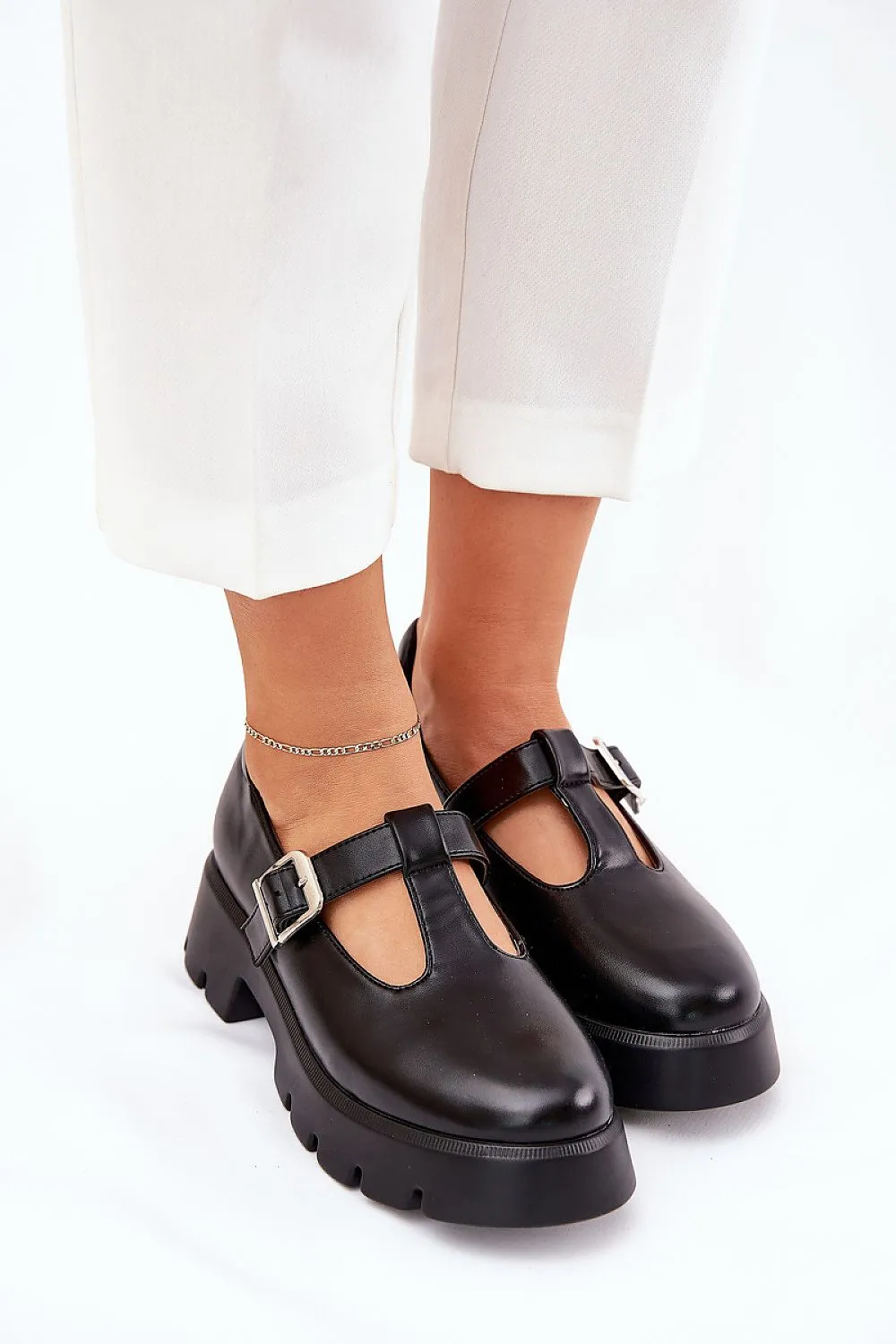 Low Shoes