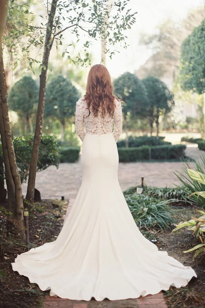 New Sexy Deep V-Neck Lace Top Long Sleeves Mermaid Wedding Dress OK803