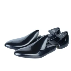 PLASTIC SHOE TREE
