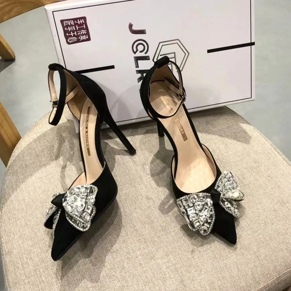 Point Toe Stiletto Pumps